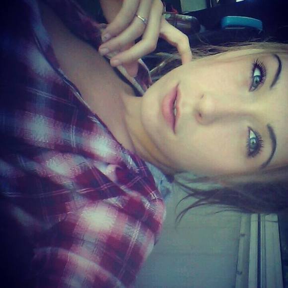 Meet your Posher, Brooke - Picture 1 of 1